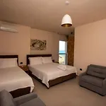Hotel Benelux