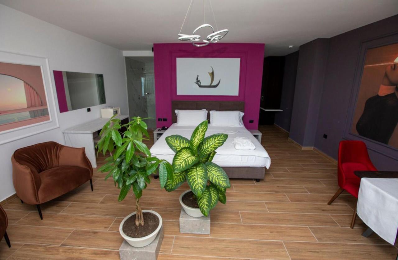Benelux Hotel